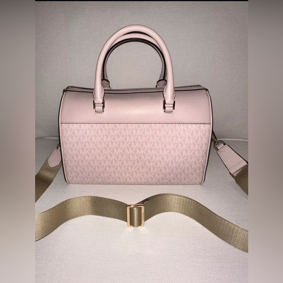 Michael KorsTravel Bundle Set (3 Items) - Suitcase, Satchel & Weekender/Duffle - Picture 6 of 10